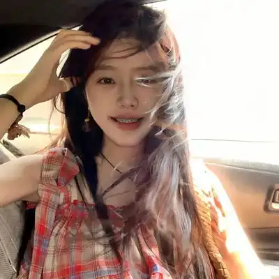 天真女生头像少女