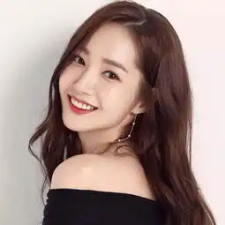 李敏镐前女友,33岁的朴敏英再次美出新高度,凭借少女颜撩翻霸道总裁