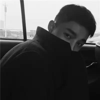 霸气的微信头像2018黑白高冷范爱过和瘦过一样没用