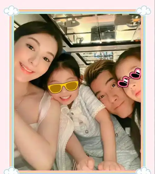 郭富城卡点为方媛庆生,方媛晒一家四口贴脸合影,两个女儿好可爱
