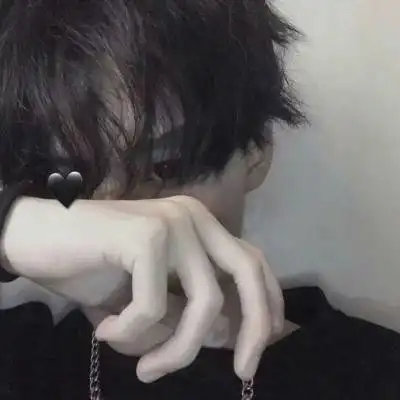 失恋的头像男生心碎伤心分手照片伤感图片男