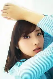 招牌性感丰唇如何养成5个石原聪美闪闪发亮的