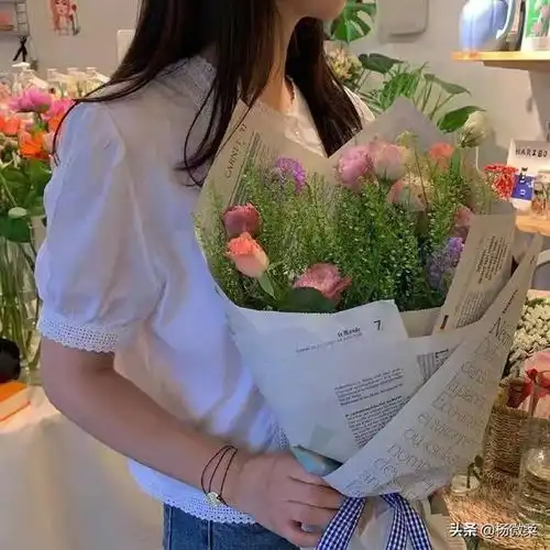 文案正因为不能称心如意,人世才有意思