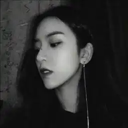 黑白渣女头像清晰版孤独