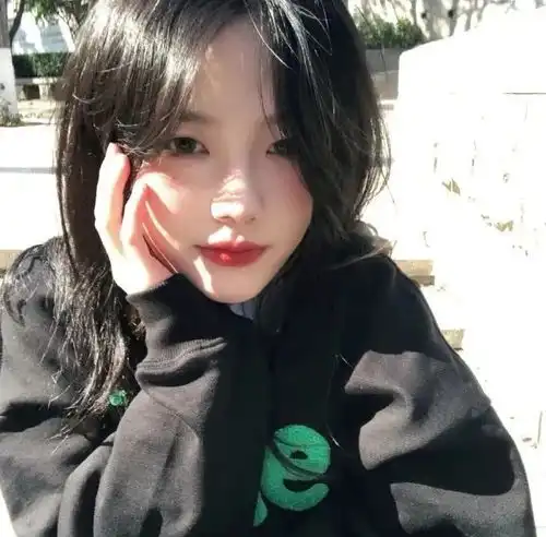 ins女生头像做最好的自己,等值得的人