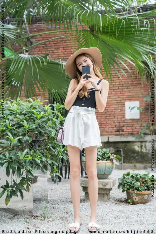 广州女装雪纺衫韩版吊带背心网红抖音带货短视频拍摄影