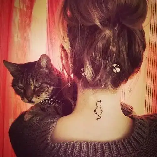 性感女生头像带纹身纹身