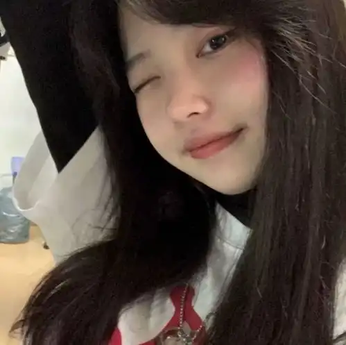 招桃花温柔小众真人女生头像308