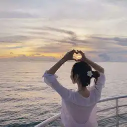 少女头像可爱背影图片真人女生头像侧面唯美