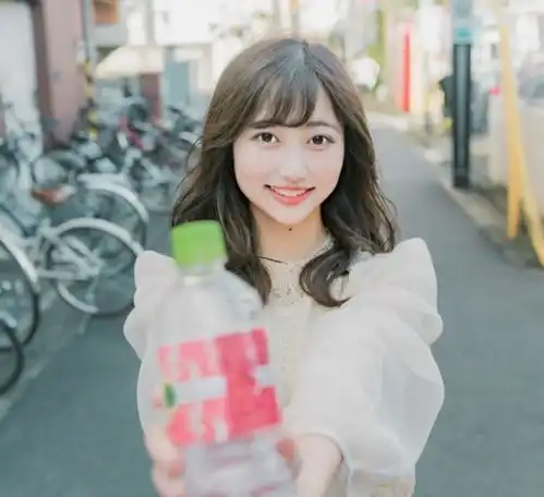 日本2020最美校花,看到她的笑脸和腿,简直能抓狂
