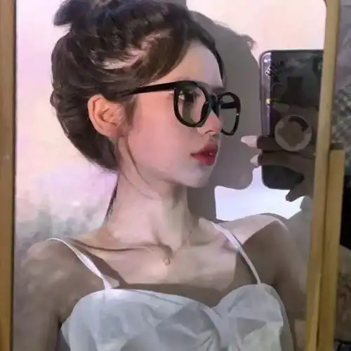 优质温柔女头真人