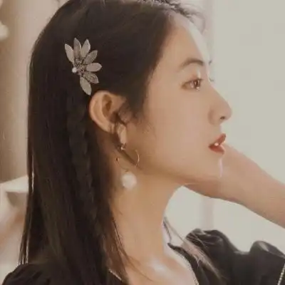 彼岸花的头像女生凄美伤