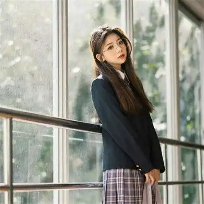 校服女生头像青春校园艺