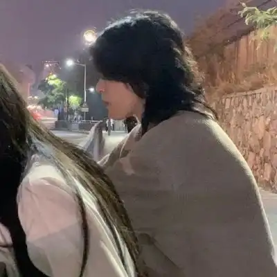 头像男高质量自由港风情