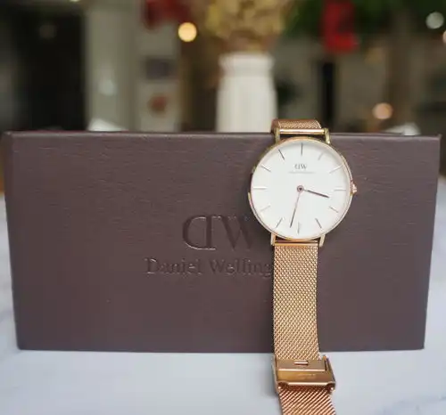 dw玫瑰金手表,精致女孩必备百搭单品