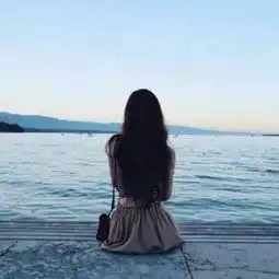 女生背影长发头像带帽图片大全你就是我心中那朵永不凋零的花