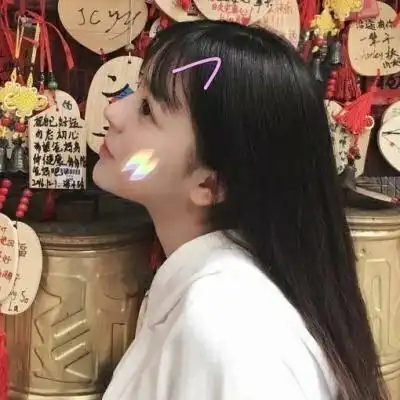 qq唯美清新的美女头像女生清纯从未坚定过就连放弃也是