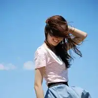 楚楚动人的唯美女孩头像