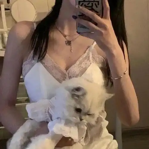 女生不露脸部位头像我一走向你,就感到无限温柔呐