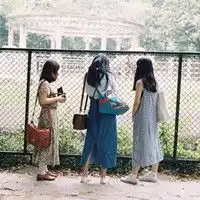 求3张三姐妹在一起的头像