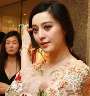 娱乐圈女星素颜照大曝光我和小伙伴都惊呆了