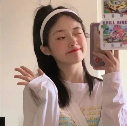 冬日甜酷女生头像