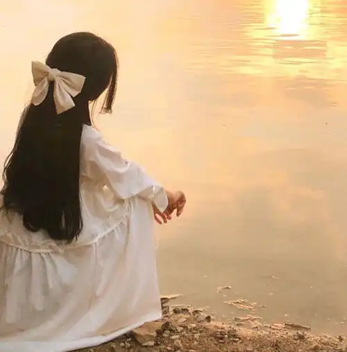 优质精选小众温柔甜美女生头像94