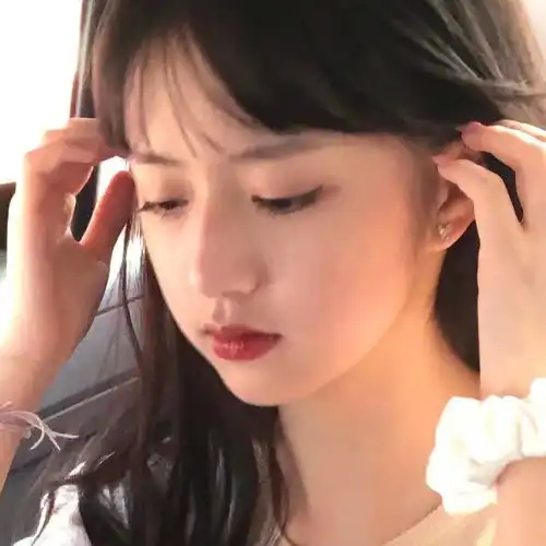 女生头像壁纸真人高清文