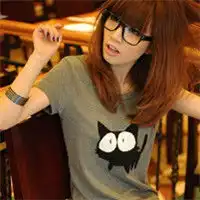 谁有戴眼镜的女生图片头像也可以