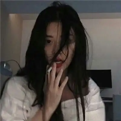 qq头像女生霸气帅气2018