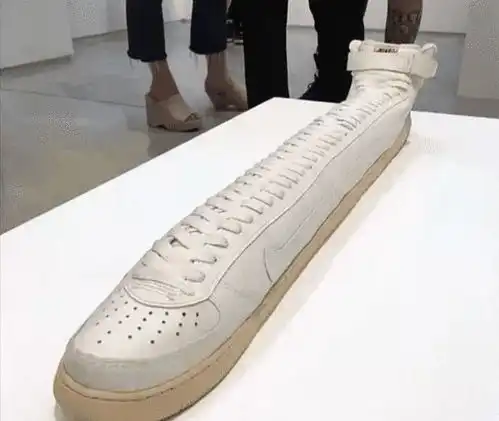 为啥一些女生不好意思花男友的钱哈哈哈哈评论秀了