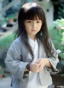 这个全球最小美女新发型又美出新境界