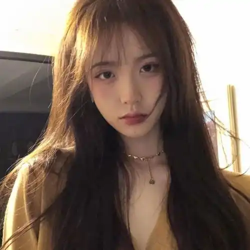 很丧的女生头像真人女孩