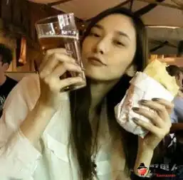女星微博晒素颜照看谁是真美女