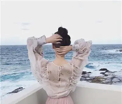 女生微信头像风景像女郎