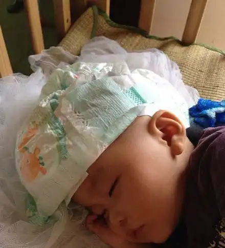 每日一笑要过年了妈妈亲手给我做的四菜一汤,别提我有多感动了