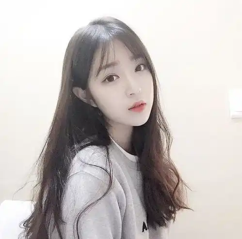 初次和女孩子见面,两人怎样才能聊得high起来