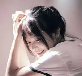 ins唯美女生头像,张张美到新高度,网友心动的感觉