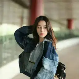 牛仔衣霸气女生头像迪丽