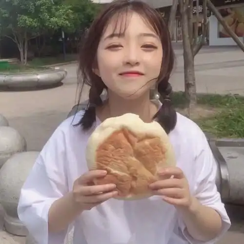 女生头像不管生活会不会变好