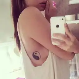 不必满背,mini纹身打造性感girl搜狐时尚搜狐网