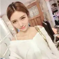 可爱少女头像爱我的人请安静