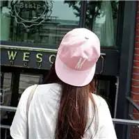 动态壁纸背影长发剪刀手微信头像图片大全