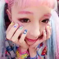 有谁知道这女的叫什么啊