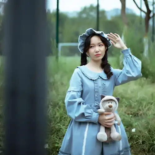 摄影创作人像篇洛丽塔女孩