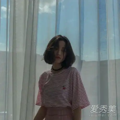 短发风依然刮着下巴直到2017年