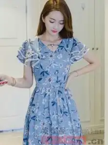 印花上衣up你清新少女般的气质