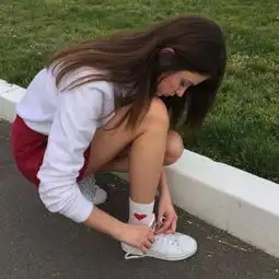 欧美性感女生贴吧头像个性好看怪我长不成你爱的样子