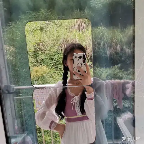 作为一个长相甜美,又剪了短发的女生是一种怎样的体验