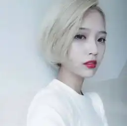 一碰就孕的女人,身上会有3个标志,占一个就偷着乐吧